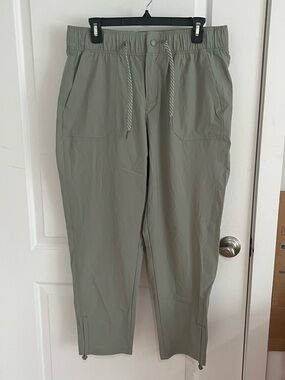 Avalanche Light Olive Pants